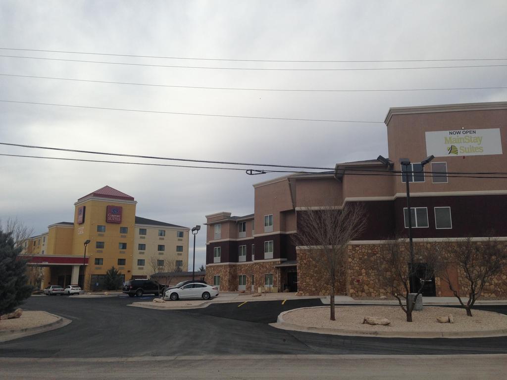 Mainstay Suites Hobbs Exterior photo